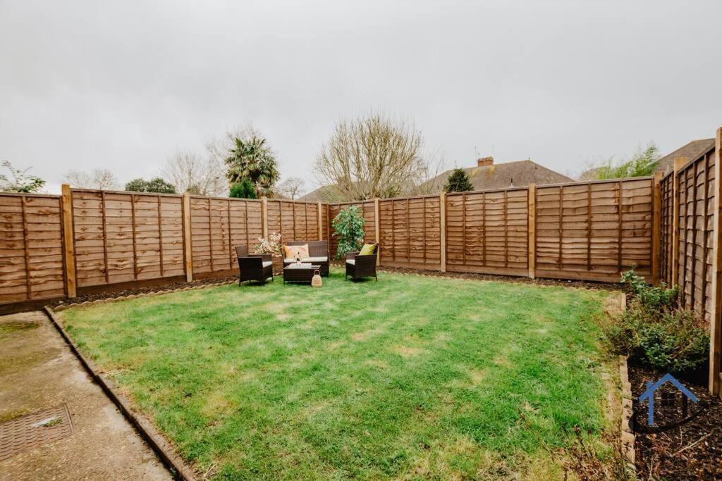 Palmer House Ground Floor With Garden Near Castle And Legoland Windsor Exteriör bild