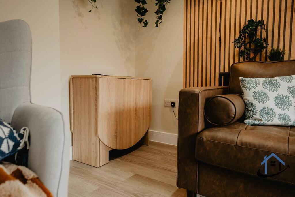 Palmer House Ground Floor With Garden Near Castle And Legoland Windsor Exteriör bild