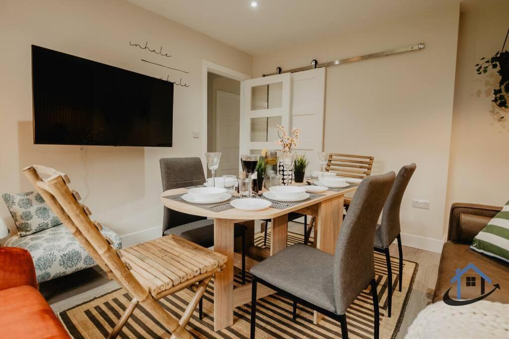 Palmer House Ground Floor With Garden Near Castle And Legoland Windsor Exteriör bild