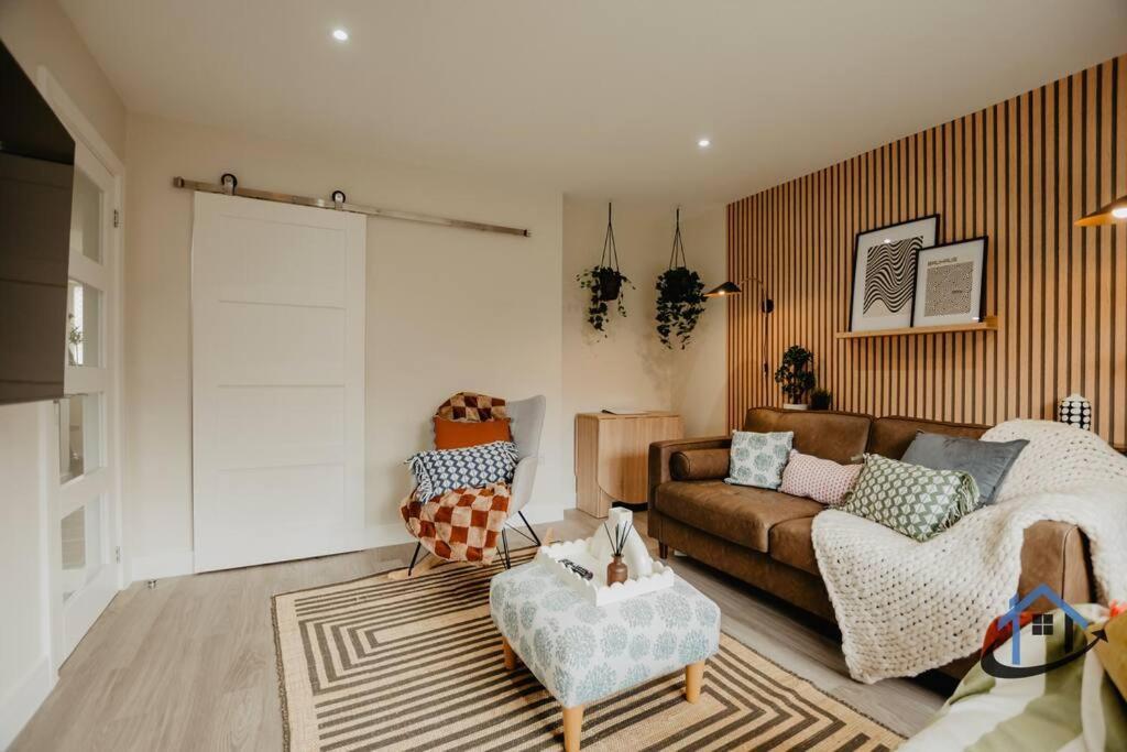 Palmer House Ground Floor With Garden Near Castle And Legoland Windsor Exteriör bild